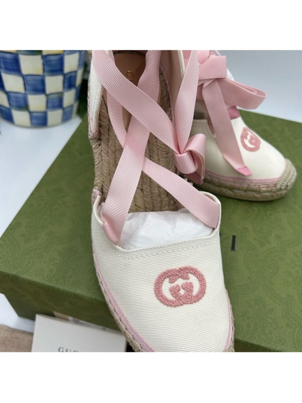 Women’s Gucci white/pink wedge ESPADRILLES size 40 made in Spain - Picture 7 of 9